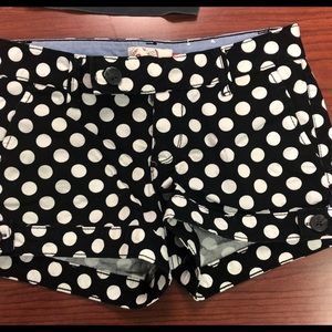Adorable black and cream polka dots!!